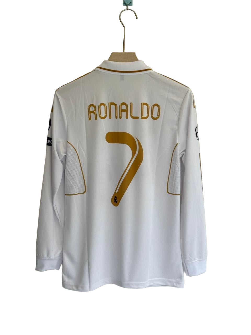 CR7 REAL MADRID 2011/12 HOME PREMIUM RETRO KIT