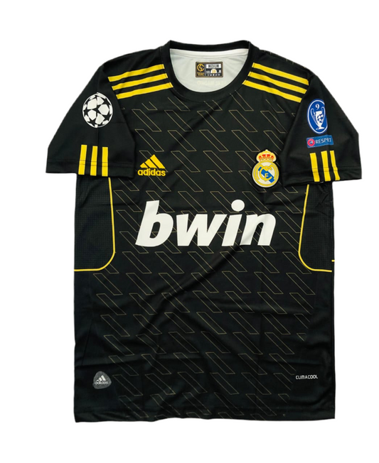 CR7 REAL MADRID 2011-12 AWAY PREMIUM RETRO KIT