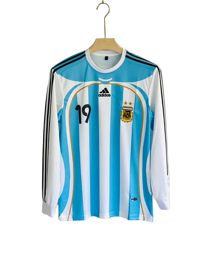 MESSI ARGENTINA 2006 WORLD CUP PREMIUM RETRO KIT